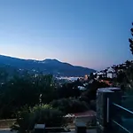 Astra, Pyrgos Sareli 1690 - A Heritage Mansion * Khónias