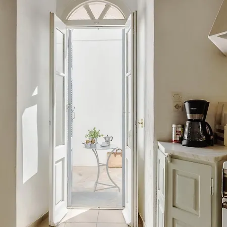 Appartement Astra, Pyrgos Sareli 1690 - A Heritage Mansion *