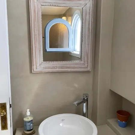 Astra Residential Apts Apartment Chones