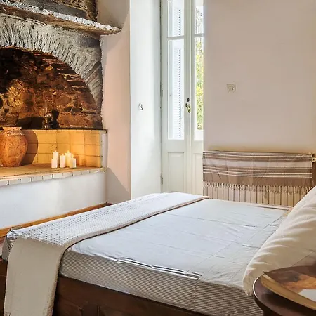 Astra, Pyrgos Sareli 1690 - A Heritage Mansion *